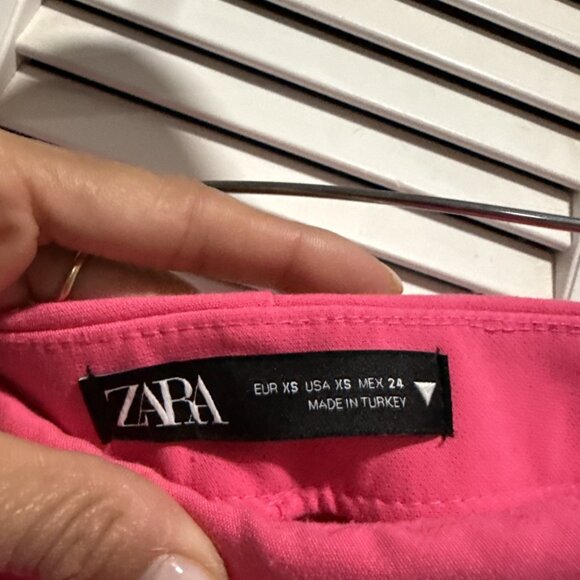 Zara Women’s Skort Pink Size Xs Skirt Shorts , Asymmetric, Side Zip - Picture 4 of 4